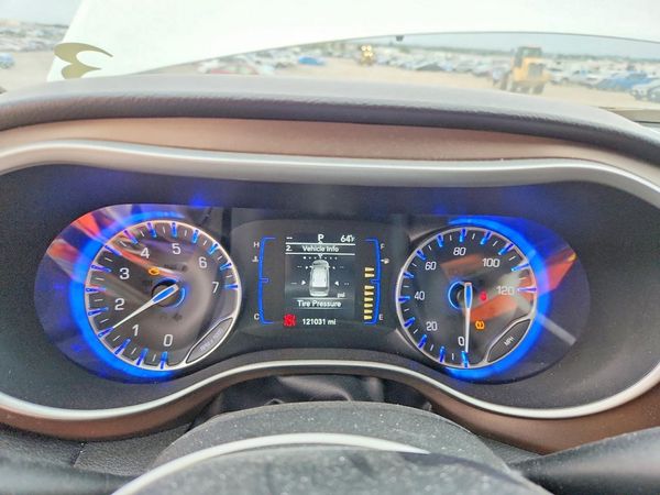 2019 CHRYSLER PACIFICA L — ODOM