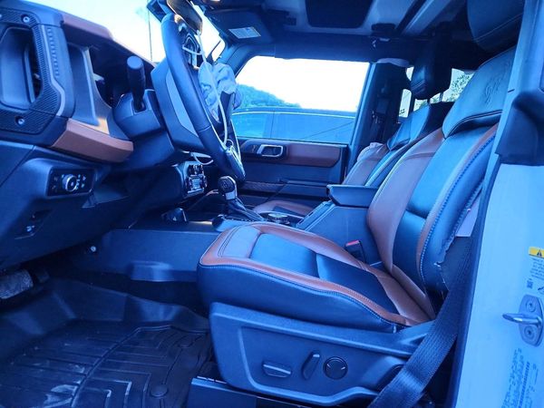 2024 FORD BRONCO Outer Banks — DENT