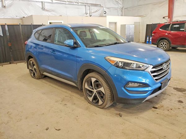2017 HYUNDAI TUCSON — Passenger 3/4