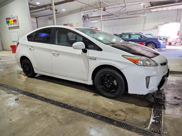 2012 TOYOTA PRIUS — Passenger 3/4