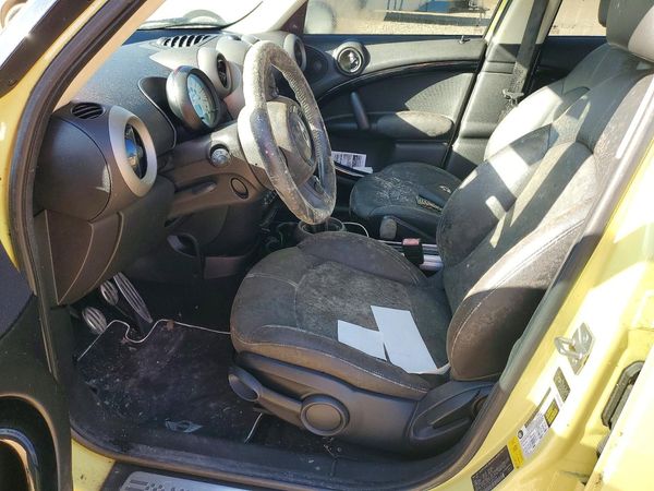 2012 MINI COOPER — DENT