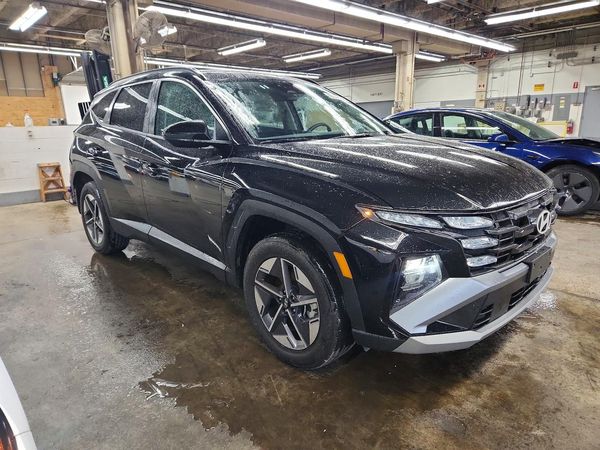 2026 HYUNDAI TUCSON SEL, SEL Plus — Passenger 3/4