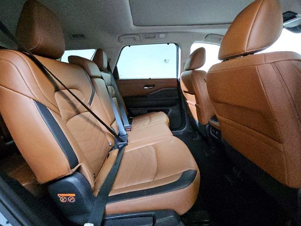 2023 NISSAN PATHFINDER PLATINUM — PSRS