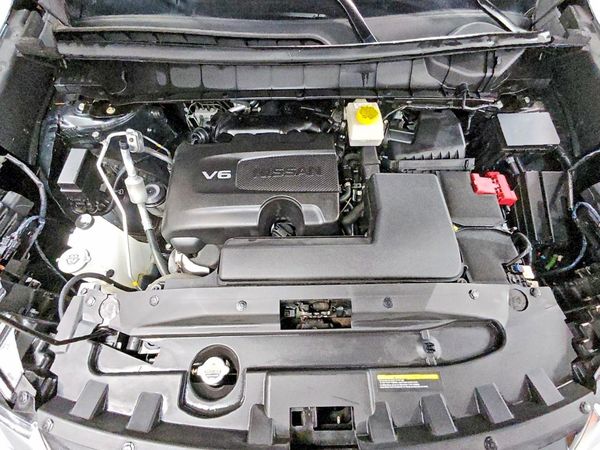 2023 NISSAN PATHFINDER PLATINUM — Engine bay