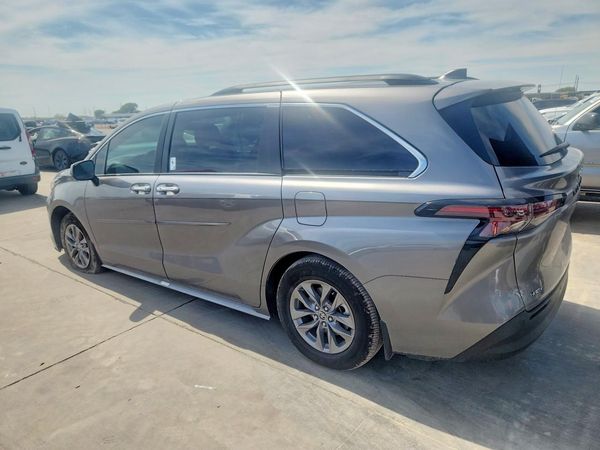 2026 TOYOTA SIENNA XLE — DSRA