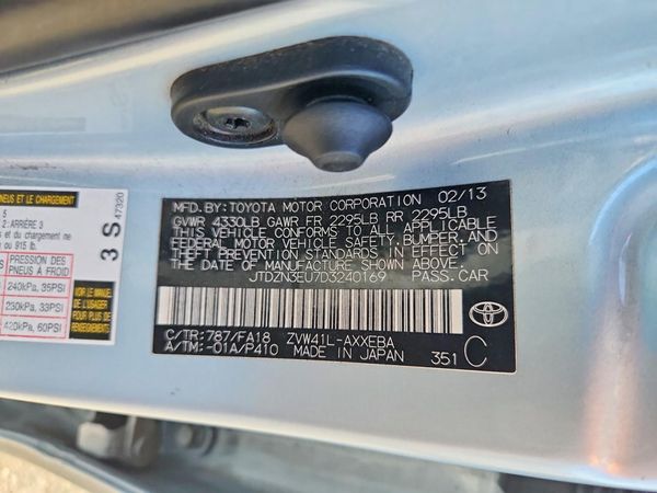 2013 TOYOTA PRIUS — VINS