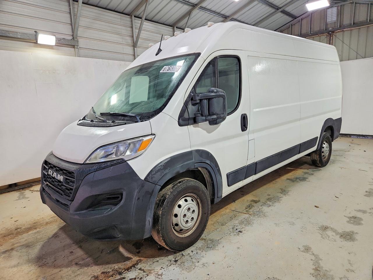 2023 RAM PROMASTER 2500 High Roof — Front 3/4