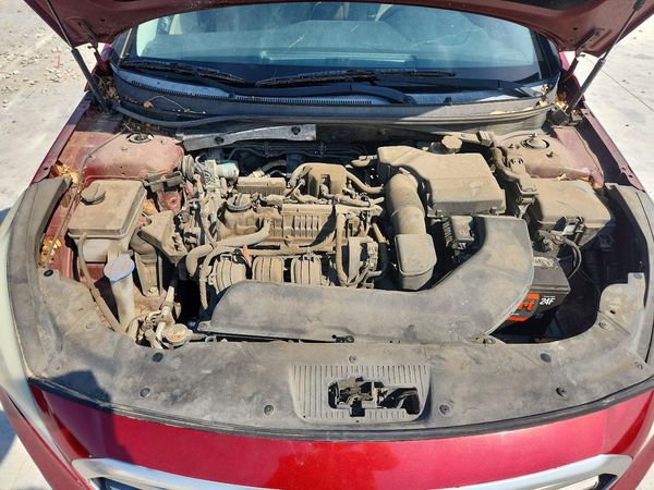 2015 HYUNDAI SONATA SE, ECO — Engine bay