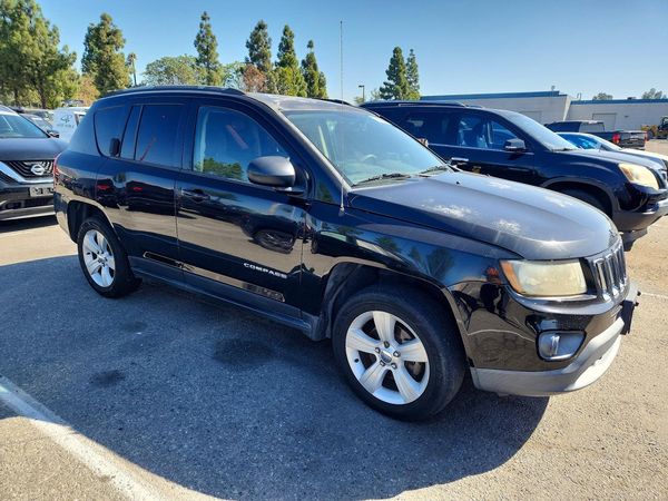 2016 JEEP COMPASS Sport — Passenger 3/4