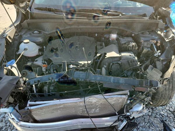 2025 KIA SORENTO S — Engine bay