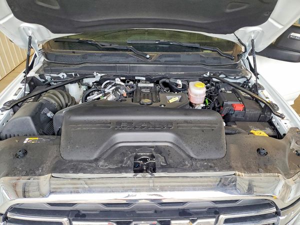 2026 RAM 2500 Big Horn — Engine bay