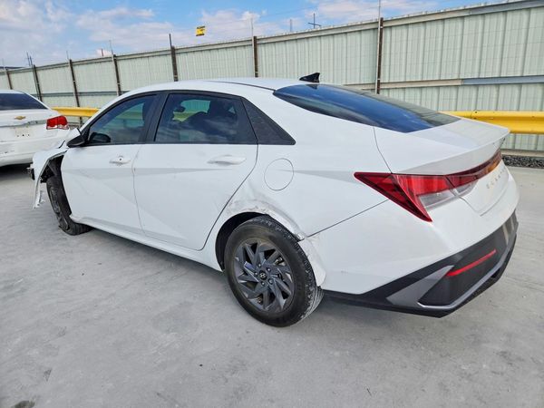 2024 HYUNDAI ELANTRA SEL — DSRA