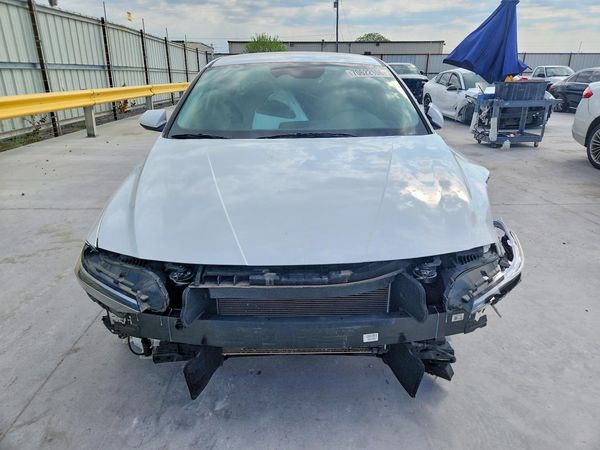 2024 HYUNDAI ELANTRA SEL — DIRF