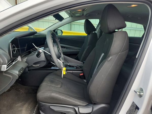 2024 HYUNDAI ELANTRA SEL — DENT
