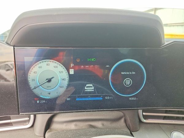 2024 HYUNDAI ELANTRA SEL — ODOM