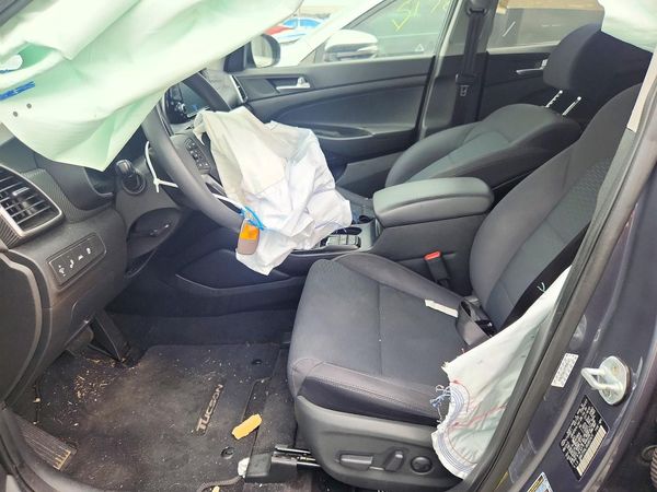 2019 HYUNDAI TUCSON — DENT