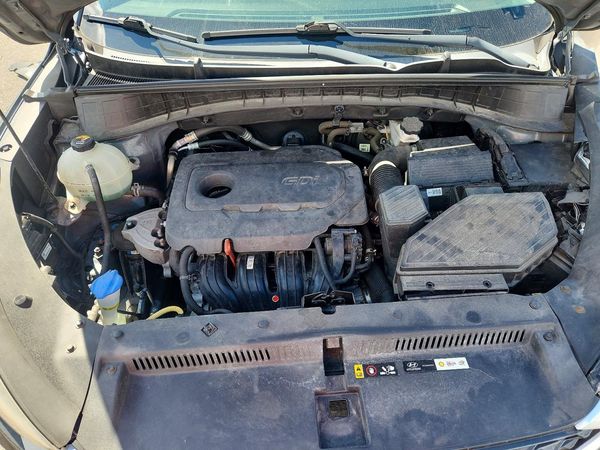 2019 HYUNDAI TUCSON — Engine bay