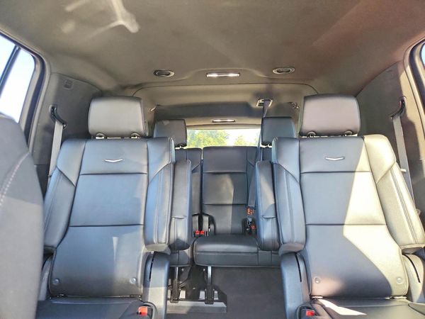 2024 CADILLAC ESCALADE Luxury — SUVN