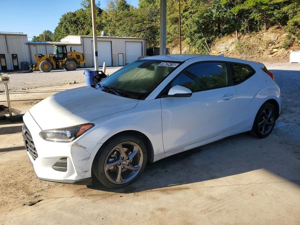 2019 HYUNDAI VELOSTER 2.0L and 2.0L Premium — Front 3/4