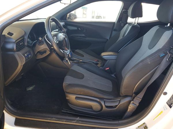 2019 HYUNDAI VELOSTER 2.0L and 2.0L Premium — DENT