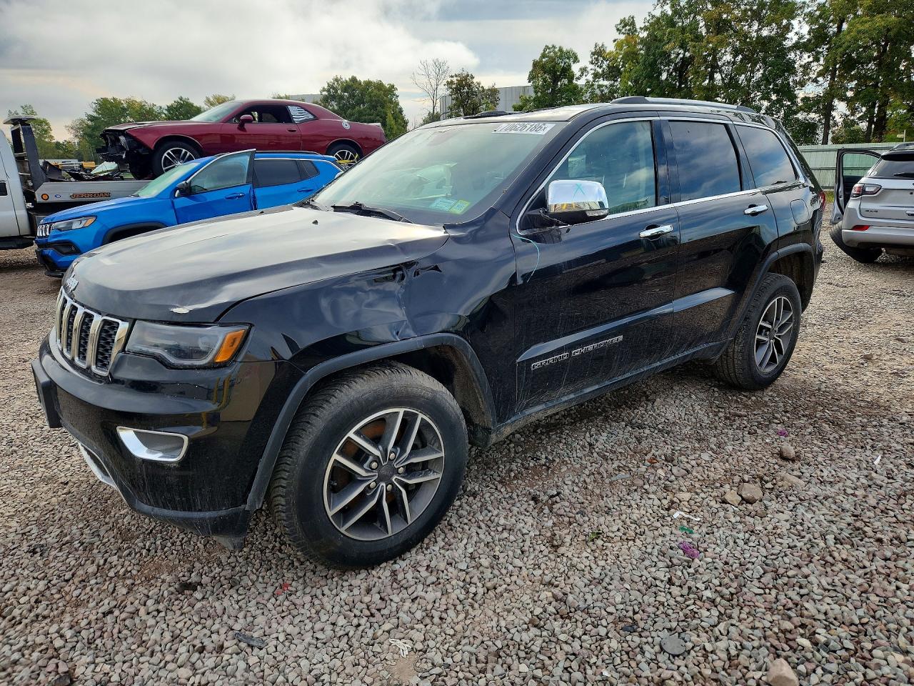 2021 JEEP CHEROKEE Limited — Front 3/4