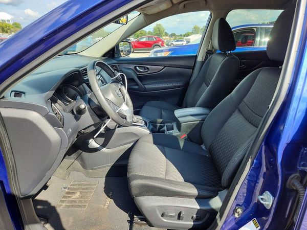 2018 NISSAN ROGUE — DENT