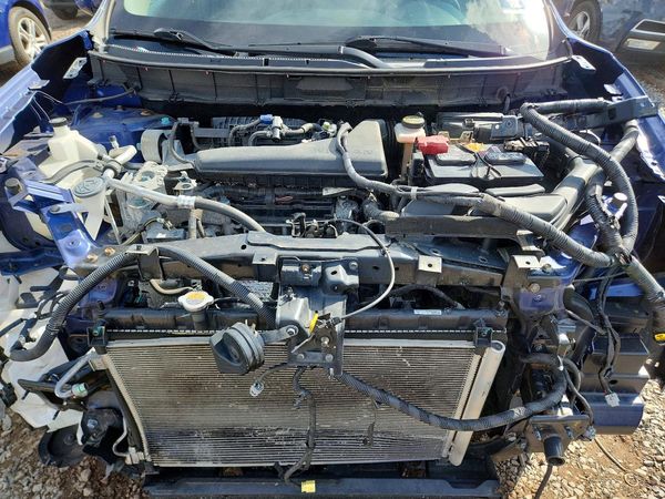 2018 NISSAN ROGUE — Engine bay