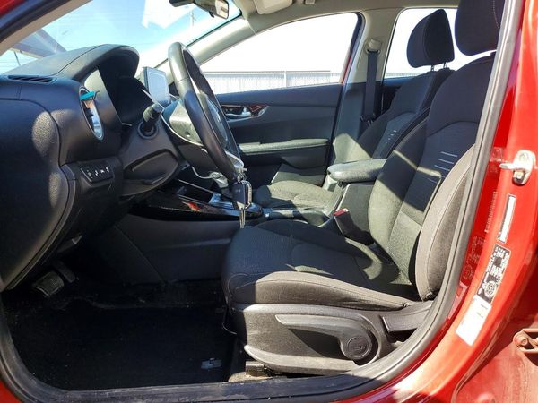 2020 KIA FORTE EX — DENT