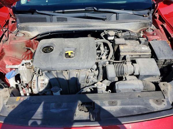 2020 KIA FORTE EX — Engine bay