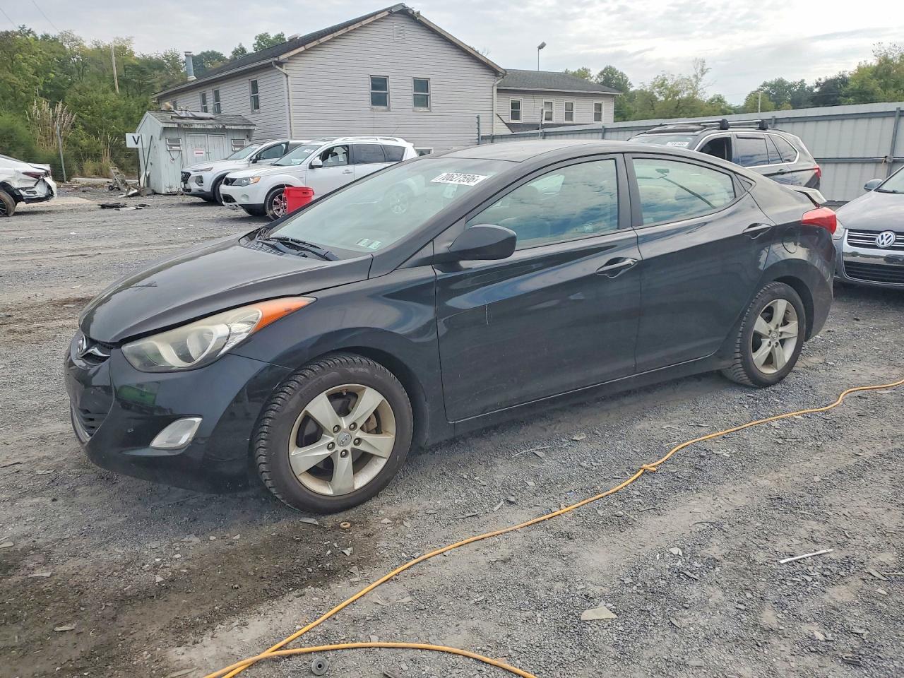 2012 HYUNDAI ELANTRA GLS(Middle grade) — Front 3/4