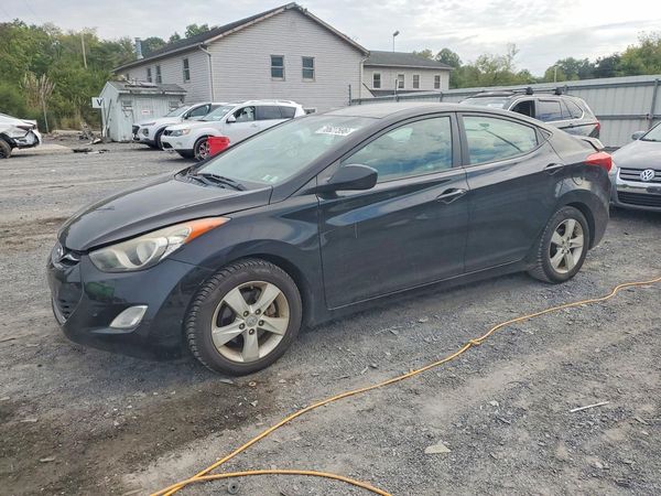 2012 HYUNDAI ELANTRA GLS(Middle grade) — Front 3/4