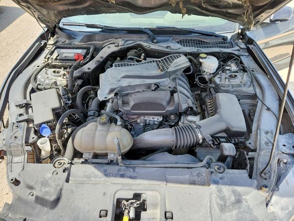 2020 FORD MUSTANG I4 Coupe — Engine bay