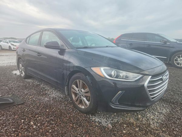 2017 HYUNDAI ELANTRA — Passenger 3/4