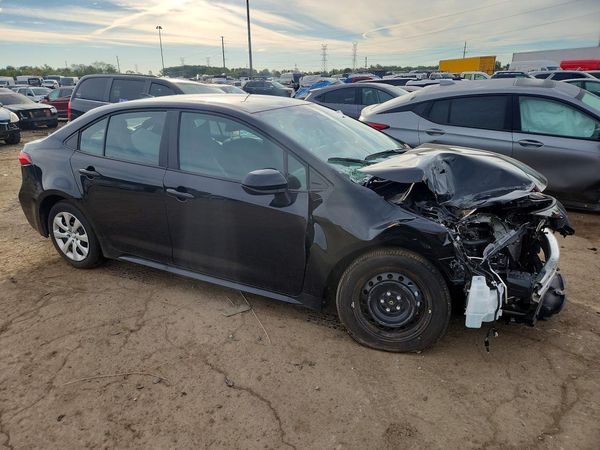 2026 TOYOTA COROLLA LE — Passenger 3/4