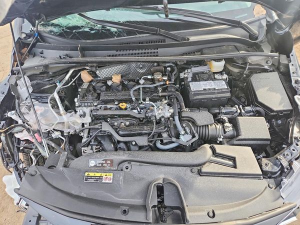 2026 TOYOTA COROLLA LE — Engine bay