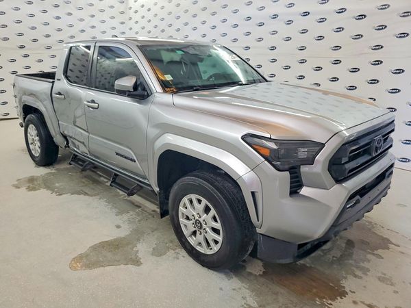 2024 TOYOTA TACOMA — Passenger 3/4