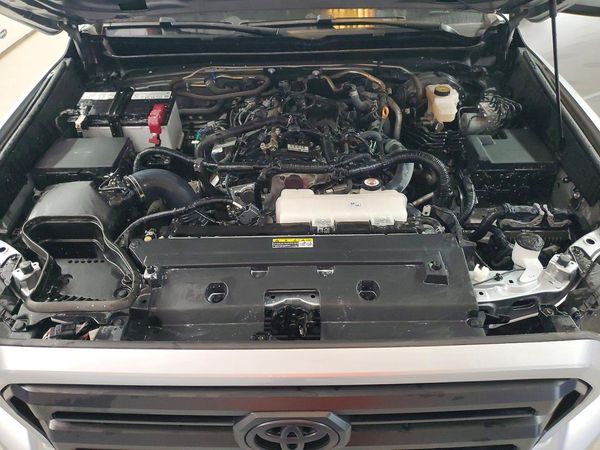 2024 TOYOTA TACOMA — Engine bay