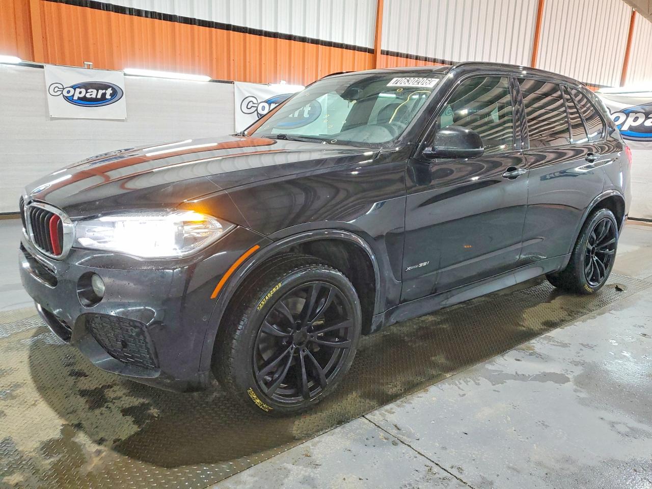 2018 BMW X5 xDrive35i — Front 3/4