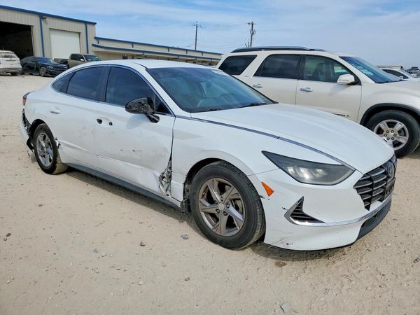 2022 HYUNDAI SONATA SE — Passenger 3/4