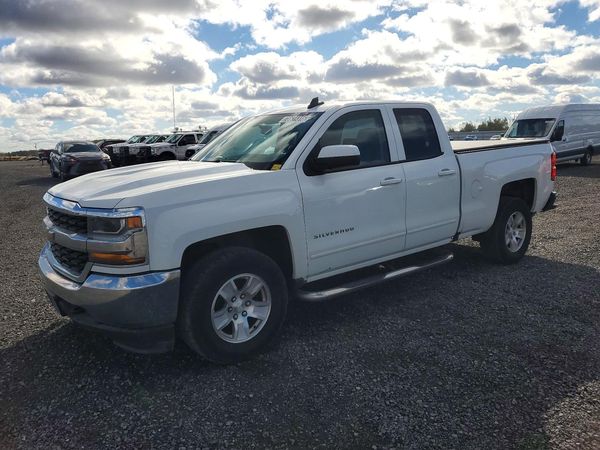 2019 CHEVROLET SILVERADO LT — Front 3/4