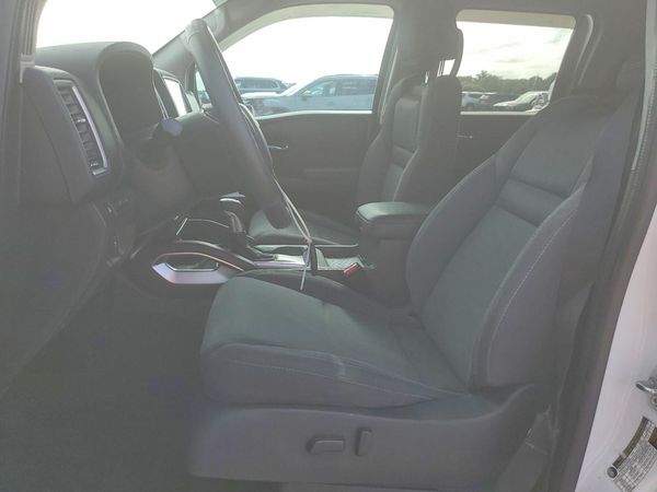 2022 NISSAN FRONTIER Crew Cab — DENT