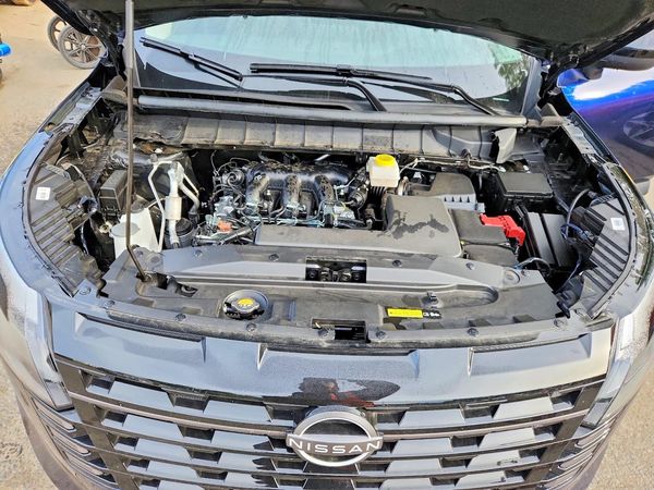 2026 NISSAN PATHFINDER SV — Engine bay