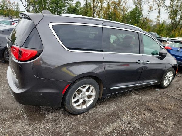 2018 CHRYSLER PACIFICA Touring L Plus — PSRA