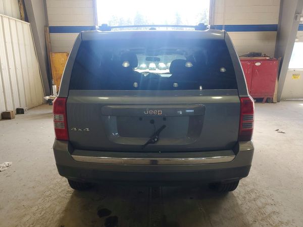 2012 JEEP PATRIOT Latitude — DIRR