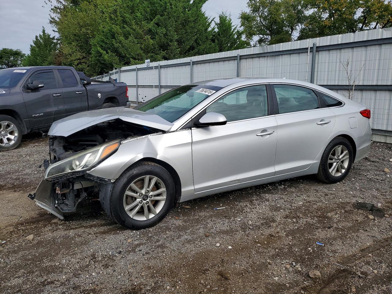2017 HYUNDAI SONATA SE, Eco — Front 3/4