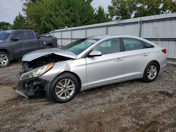 2017 HYUNDAI SONATA SE, Eco — Front 3/4
