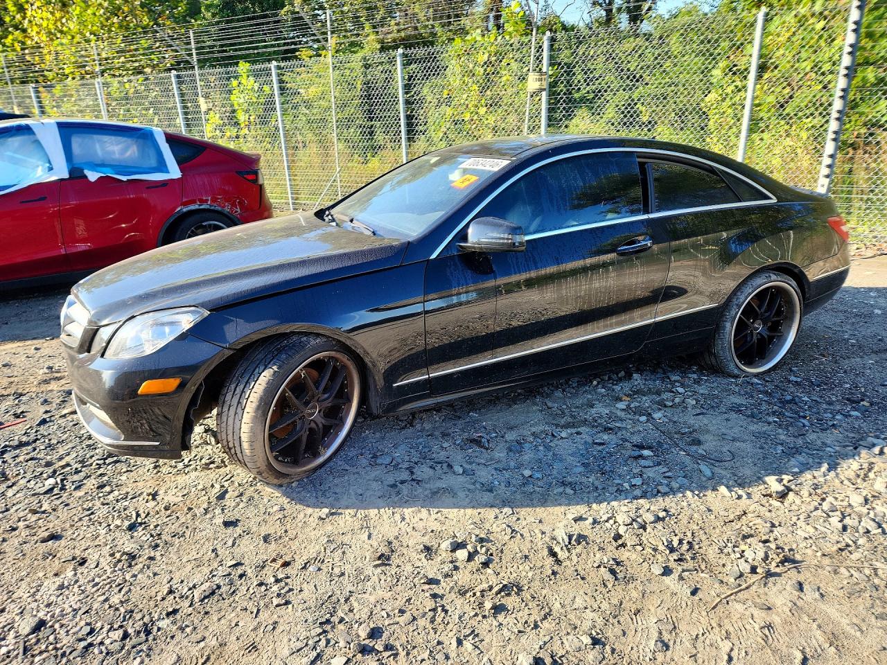 2013 MERCEDES-BENZ E E350 4-MATIC — Front 3/4