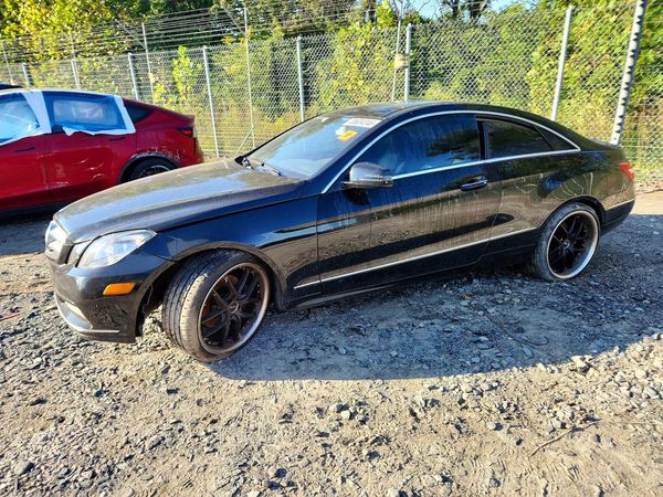 2013 MERCEDES-BENZ E — DSFA — Front 3/4