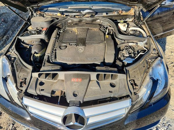 2013 MERCEDES-BENZ E E350 4-MATIC — Engine bay