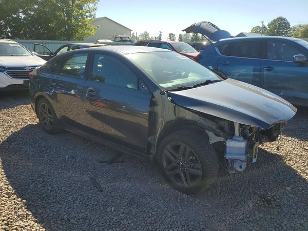 2021 KIA FORTE GT Line — Passenger 3/4